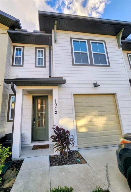 Photo - 1072 Plantation Ln