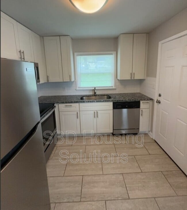 Photo - 2604 Waples St