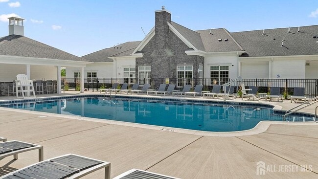 Photo - 932 Vanderbergh Blvd