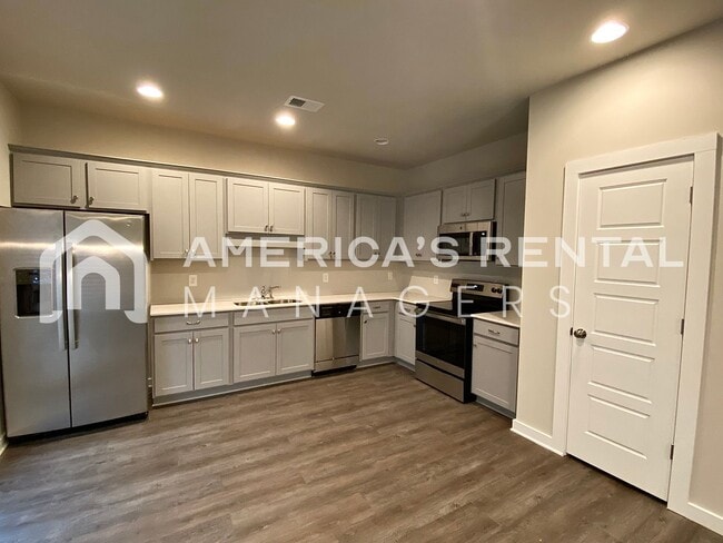 Photo - Home for Rent in Jasper, AL...Available to...