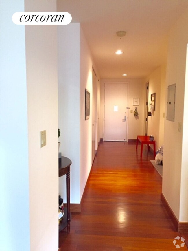 Building Photo - 305 E 63rd St Rental