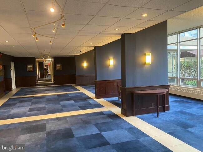 Photo - 1030 E Lancaster Ave Unit 111