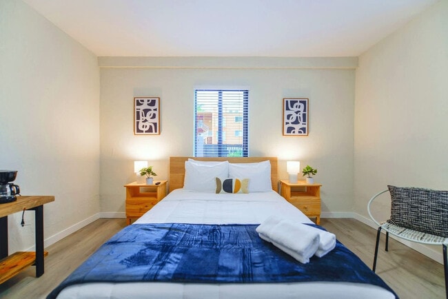 Photo - 700 SW 11th Ave Unidad FL1-ID1230855P