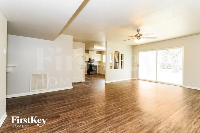 Photo - 2918 Rayswood Dr