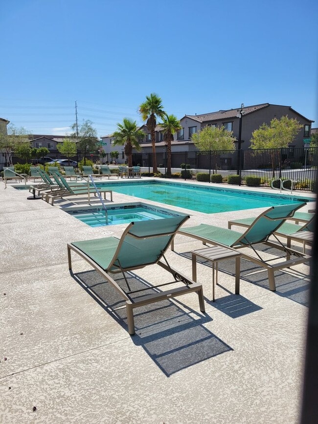 Photo - Beautiful 2 story with Roof Top Deck