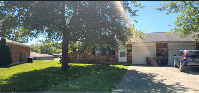 Photo - 3006-3008 Creekview Circle Unidad 3008 Creekview