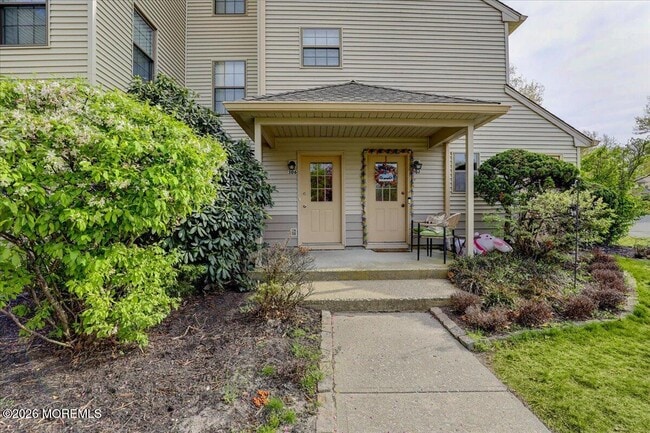 Photo - 306 Larkspur Ln