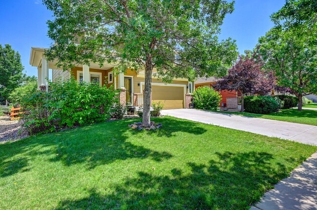 Photo - 5 bedroom, 4 bath home with 2 car attached...