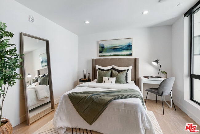 Photo - 3688 Overland Ave Unit 641