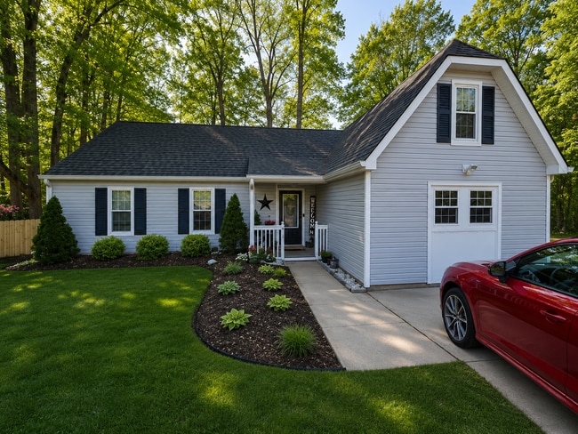 Building Photo - 417 Keaton Way