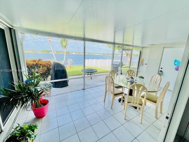 Photo - 3592 Coco Lake Dr