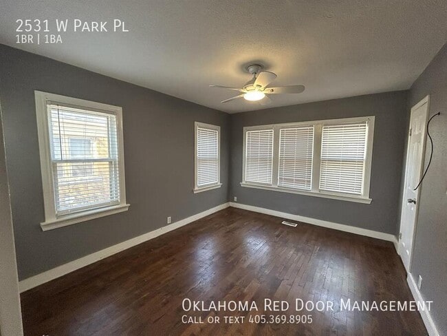 Photo - 2531 W Park Pl
