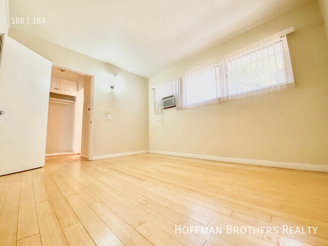 Photo - 1324 N Flores St Unidad 19