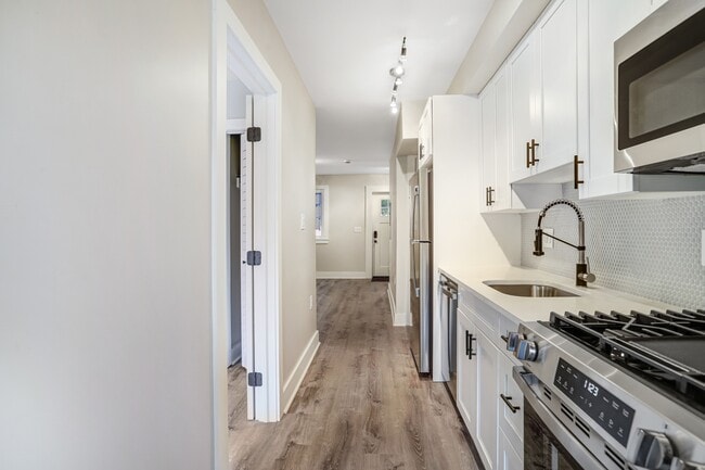 Photo - 1526 2nd St SW