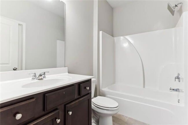 Photo - 5530 Mirror Lake Dr