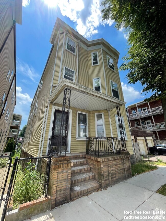 Building Photo - 44 Ashley St Unit 4-bed2bath Rental