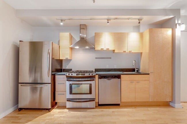 Building Photo - 1125 11th St NW