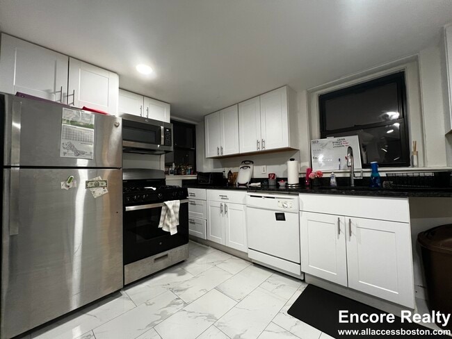 Photo - 16 Upland Rd