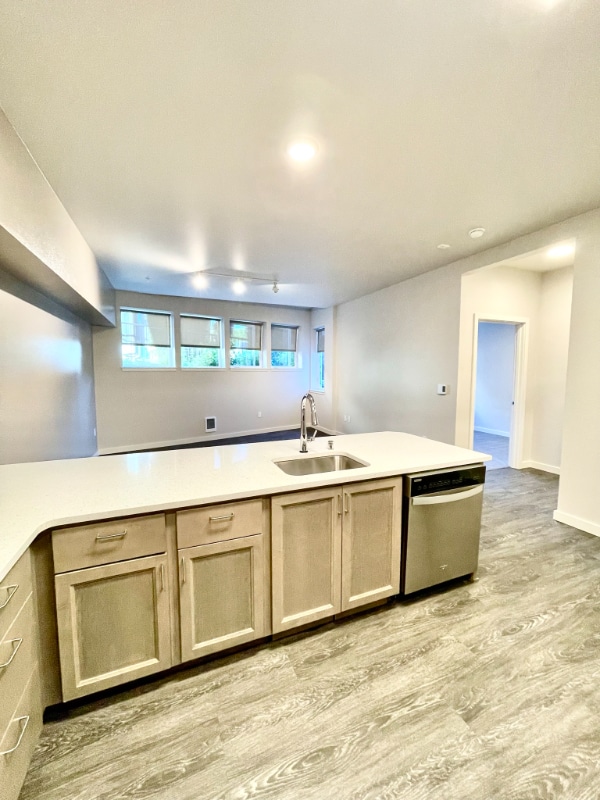 Photo - 1925 S I St Unidad B103