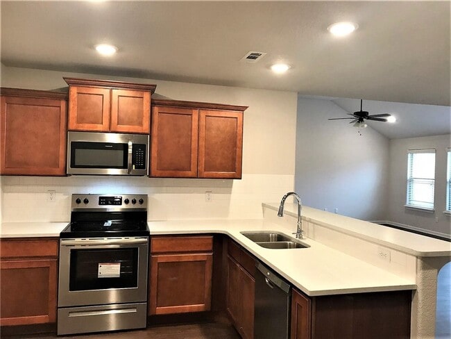 Photo - 1302 Eagle Ct