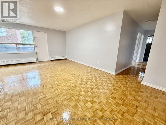 Photo - 1181 Ellesmere Rd Unit 205
