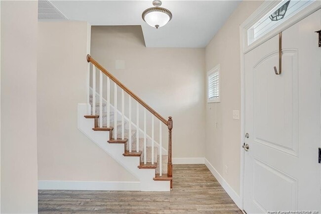 Photo - 848 Bellingham Way