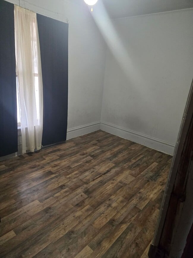 Photo - 1305 S Easton Ave