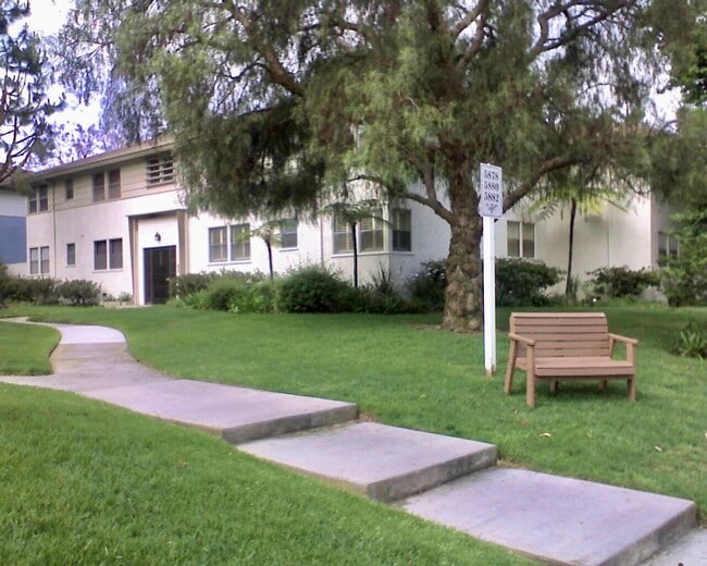 Photo - 5882 Bowcroft St Unit 3