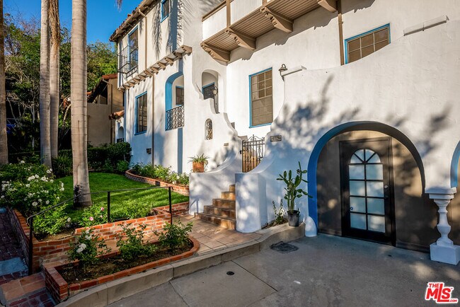 Photo - 1328 Sierra Alta Way