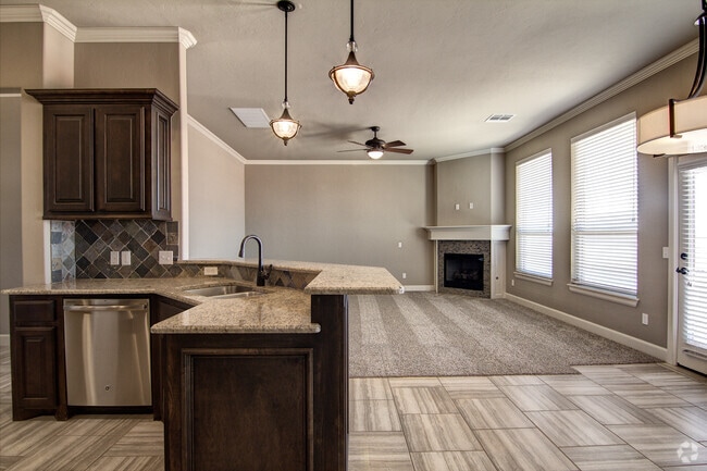 Building Photo - Beautiful Foster Signature Home in Great L...