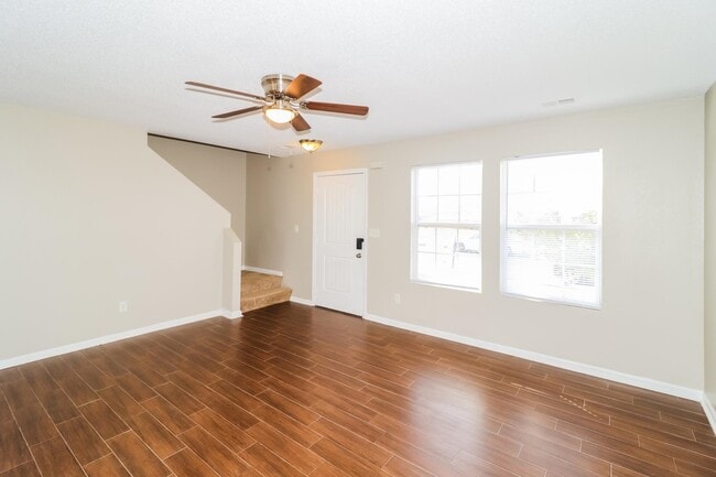 Photo - 4658 Sweet Whisper Ln