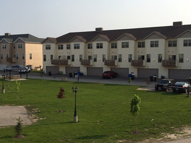 Photo - 757 Oregon Parks Ave