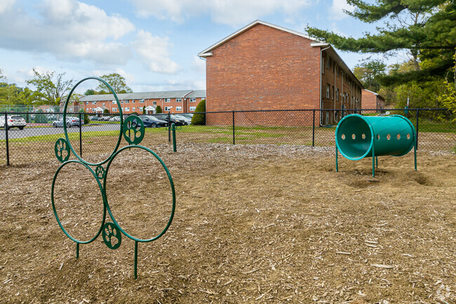 Dog Park - Cliffside Apartments