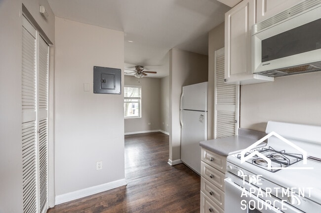 Photo - 3517 W Grace St Unit 1W