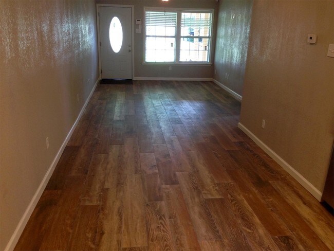 Photo - 1705 Poage Ave