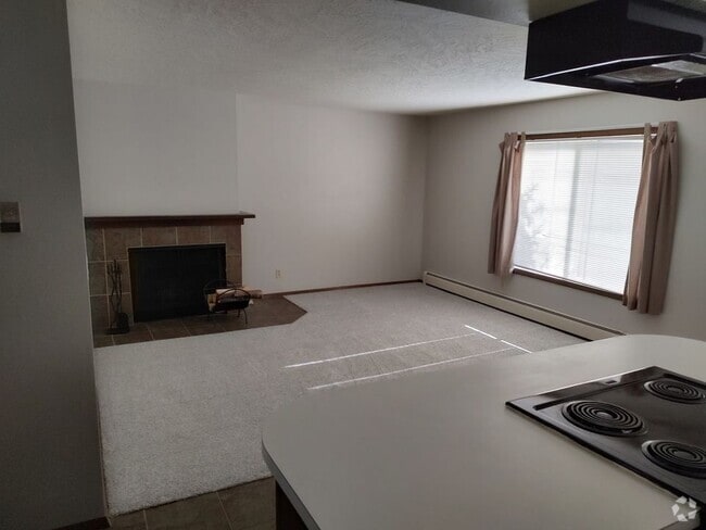 Building Photo - 240 E La Bonte St Unit 36 Rental
