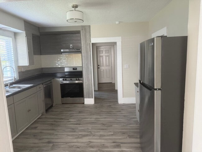 Photo - 2 Bedrooms / 1 Bath Home - Johnson City TN