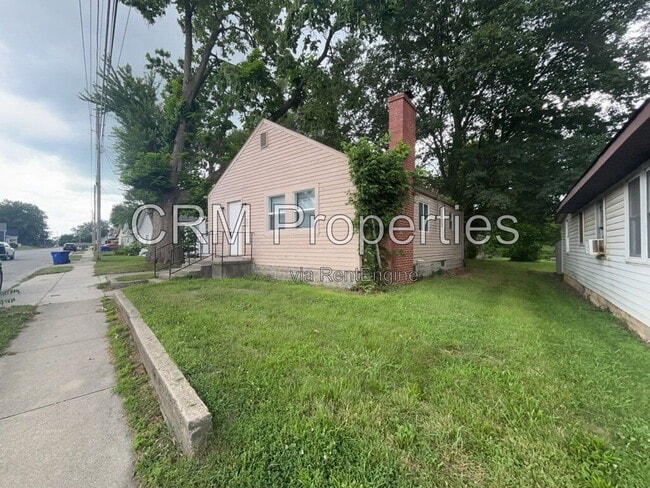 Photo - 714 E Vaile Ave