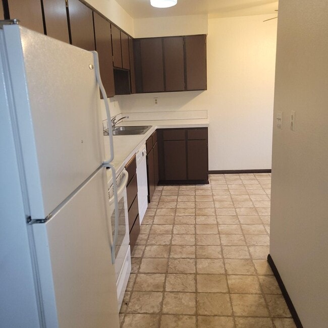 Photo - Goeco, Inc-PM-018-0013-533-535 Unit 1