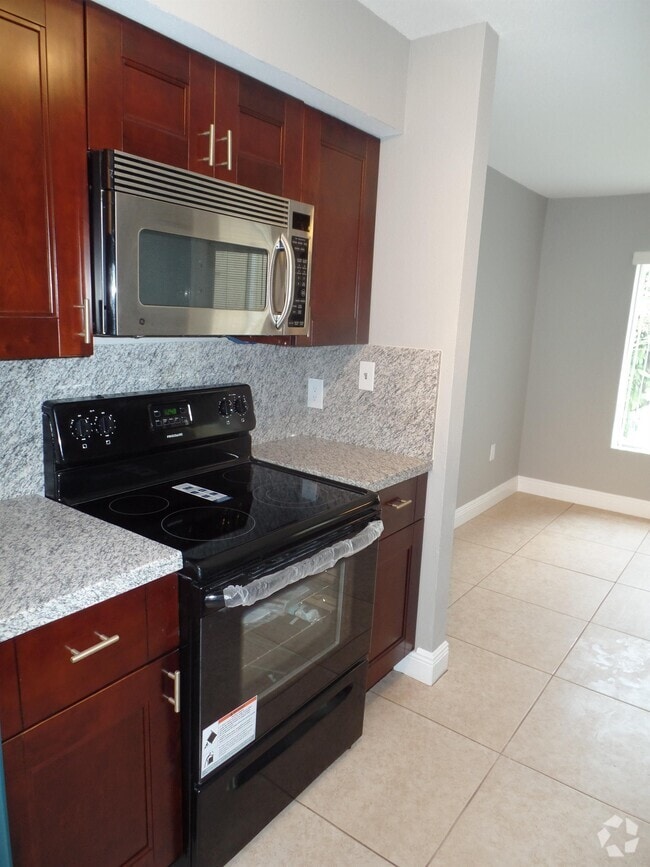 Building Photo - 2341 NW 33rd St Rental