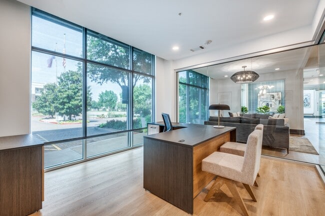 Fountain Pointe Las Colinas