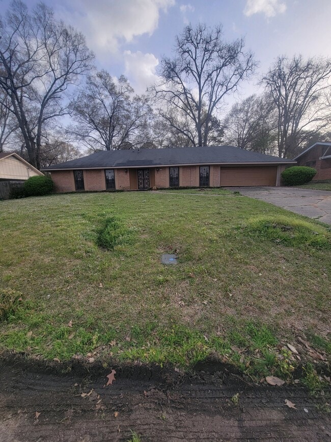 Photo - 139 Wagwood St