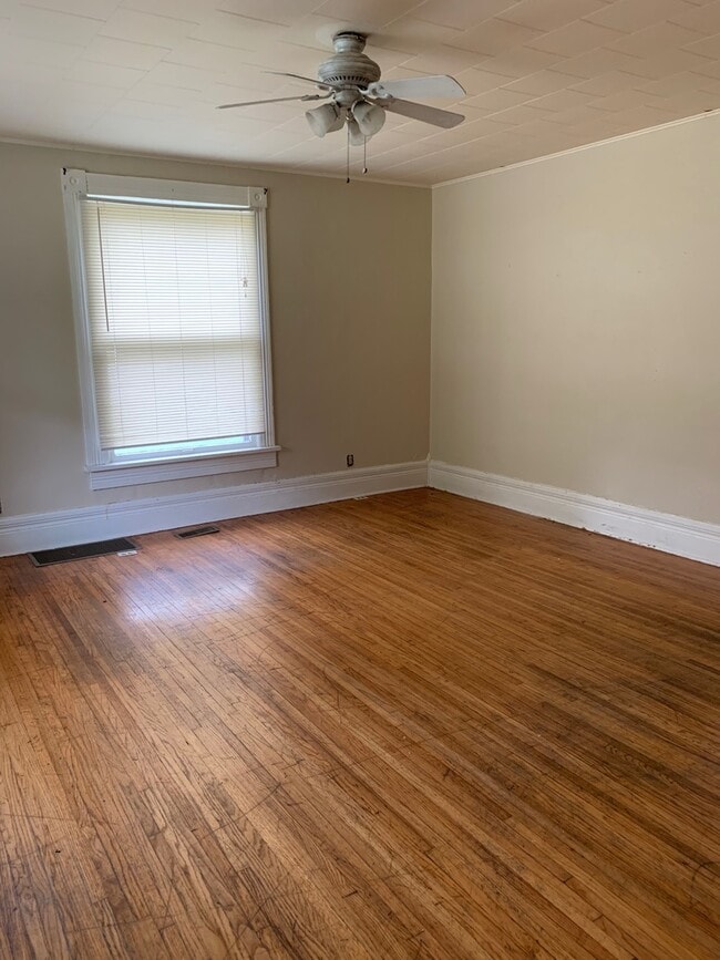 Photo - 1630 N Clay Ave Unit 1630 N Clay - A