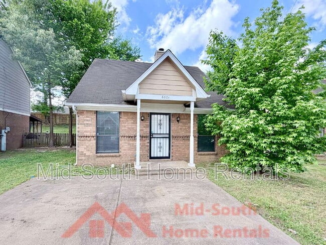 Photo - 6001 Cedarcrest Ct