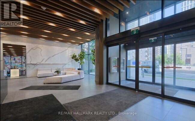 Photo - 161 Roehampton Ave Unité 1107