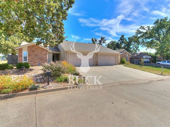 Photo - 1630 Kavel Dr