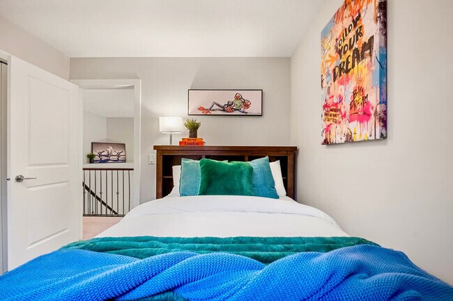 Photo - 200 Sherwood Sq NW Unit ID1303237P