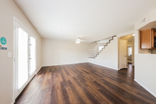 Photo - 10457 W Oregon Ave