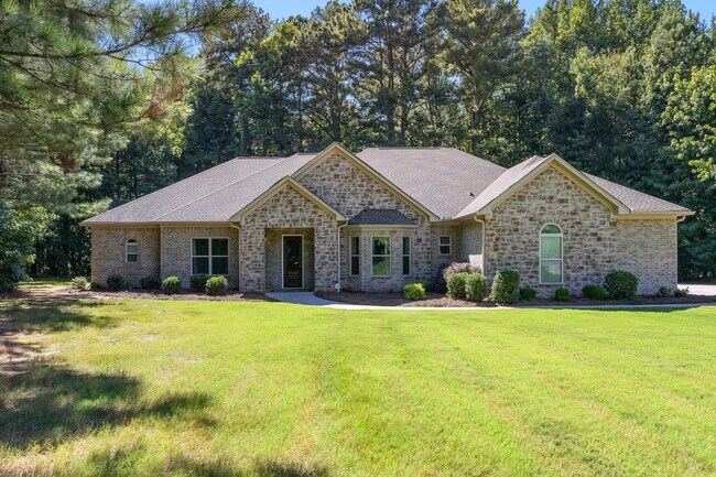 135 Trustin Lake Dr