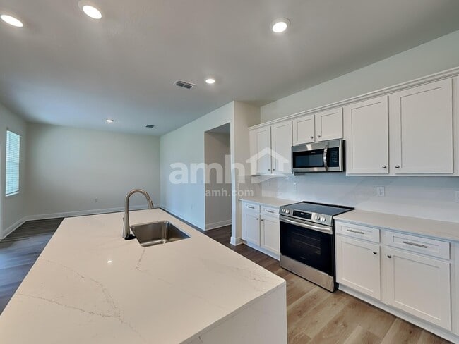 Photo - 3724 Ctr Cv Ln